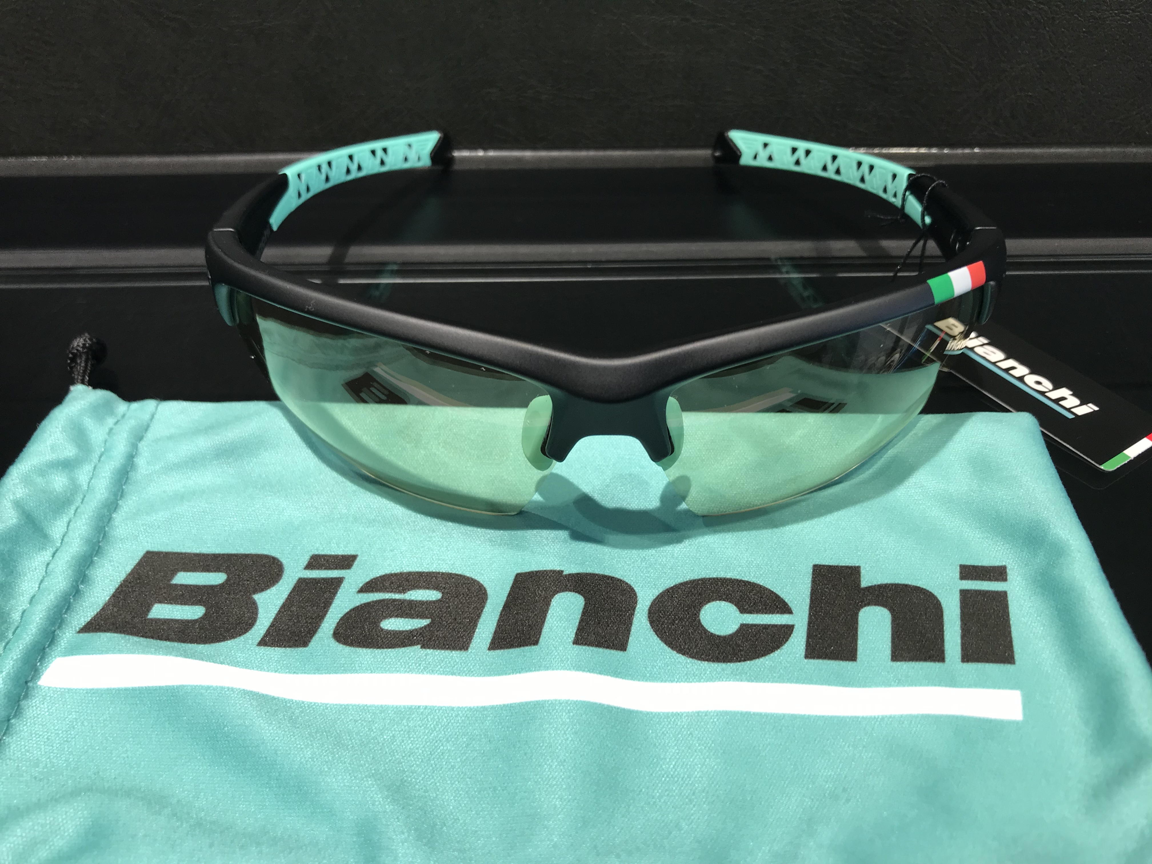 Bianchi サングラスが続々入荷中！ | BEACH LINE BICYCLE | 熊本の